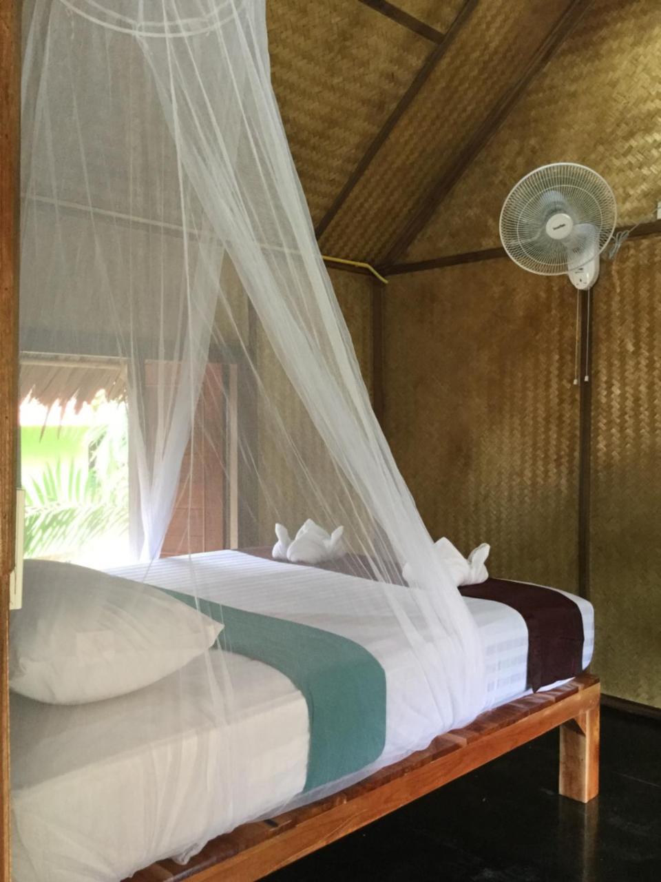 Khaosok Bamboo Huts Resort Khao Sok National Park Екстер'єр фото